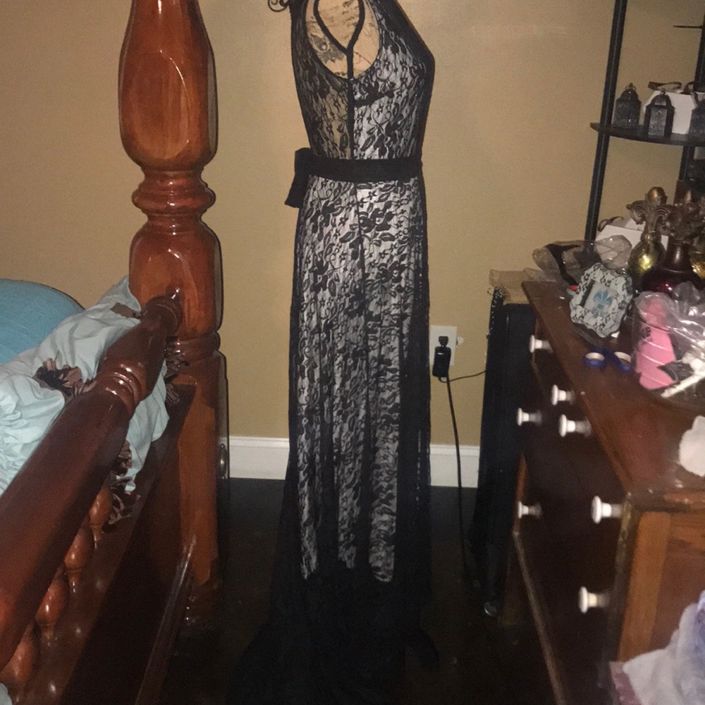 NWOT beautiful black all lace dress - Picture 7 of 8